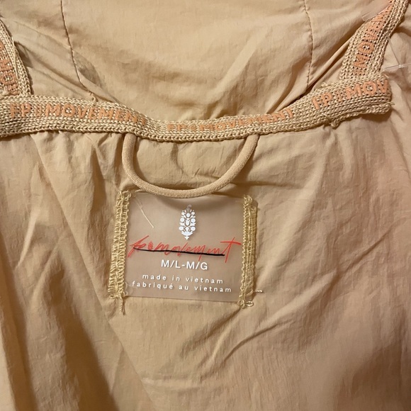 Free people movement Billie boxy lightweight insulated Jacket NWOT M/L/XL - Picture 8 of 14